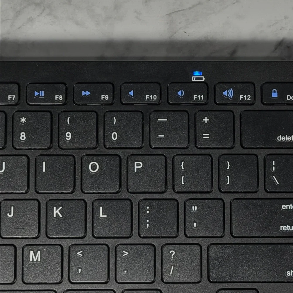 Black Wireless Keyboard